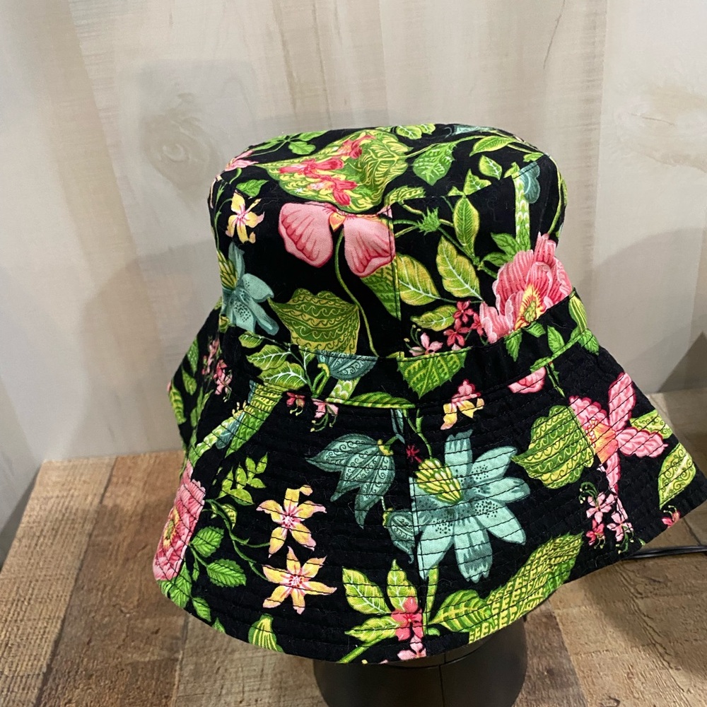Vera Bradley Ladies Reversible Floppy Bucket Hat One Size
